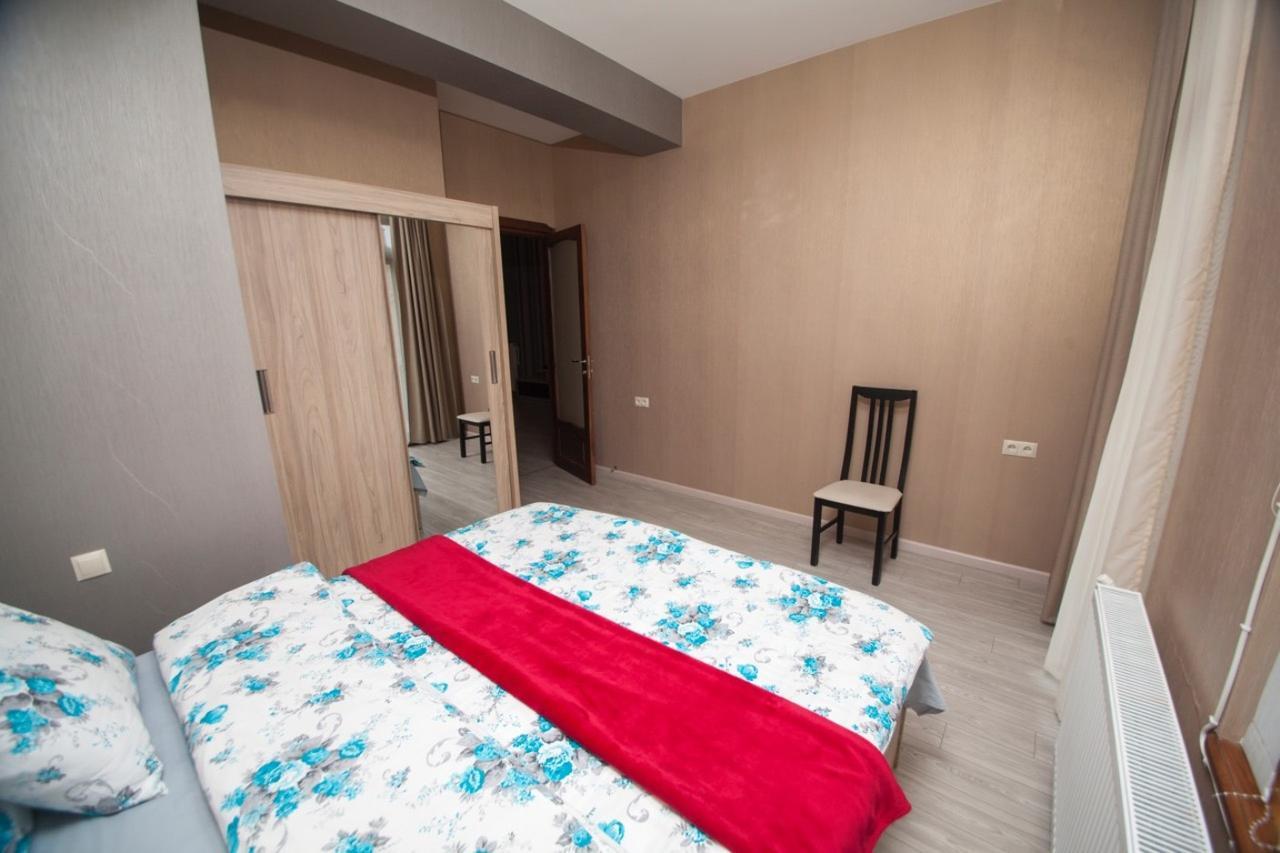 Lilika Apartments On Meskhishvili Tbilisi Ngoại thất bức ảnh