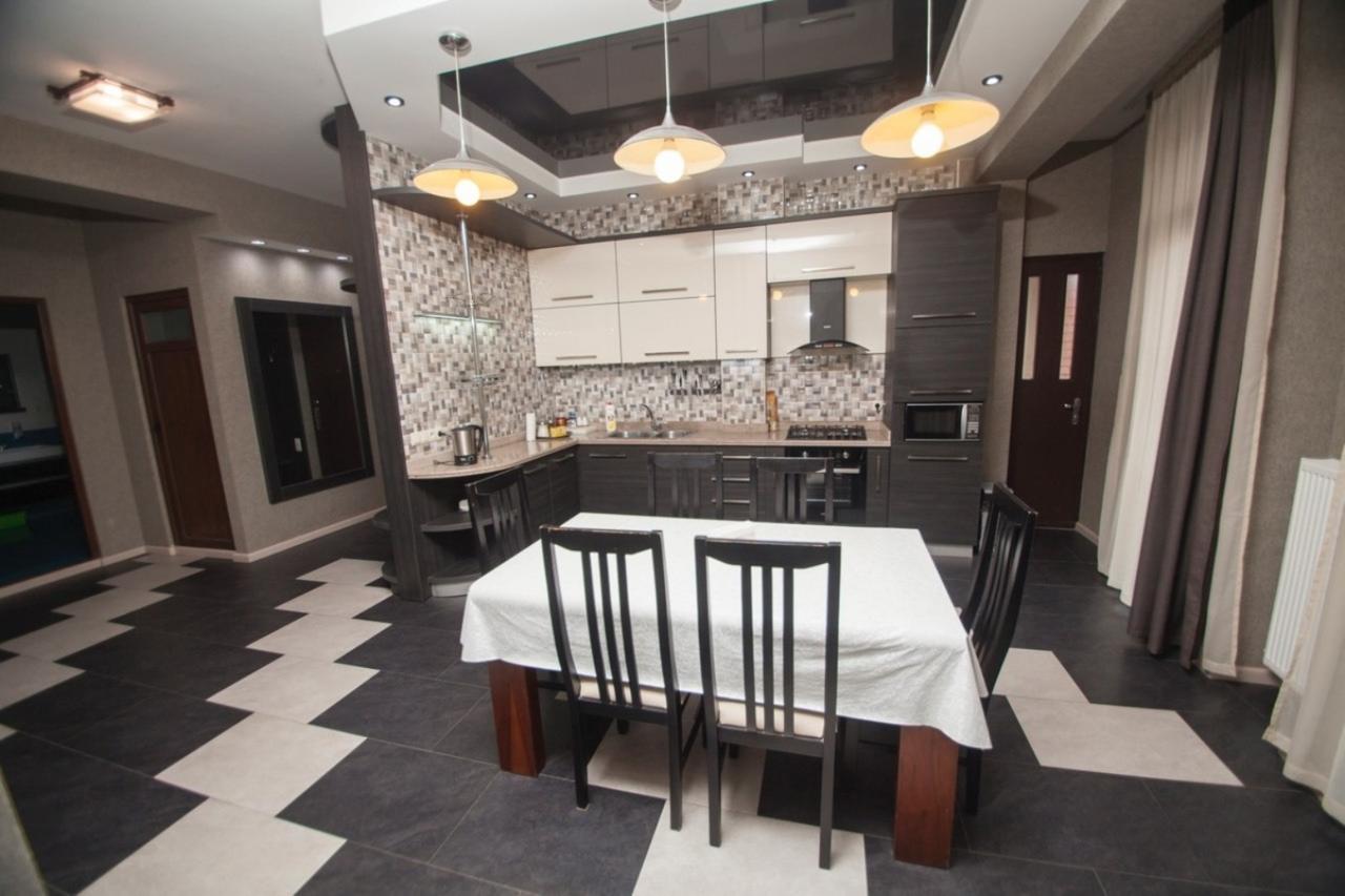 Lilika Apartments On Meskhishvili Tbilisi Ngoại thất bức ảnh